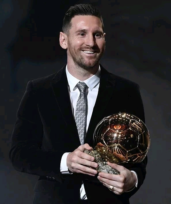 《黑神话》飞智八爪鱼4联名限量手柄上架 19号预售