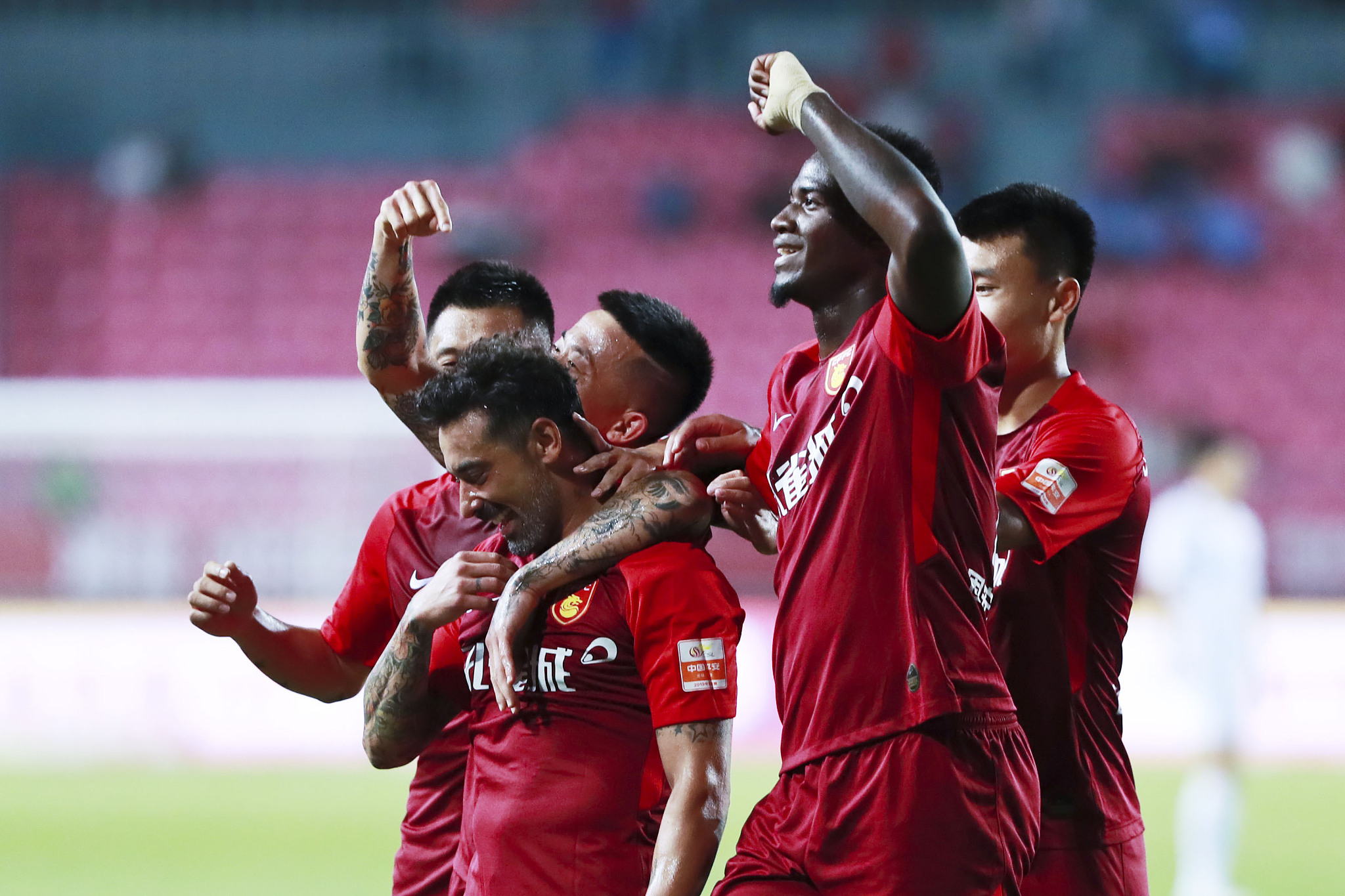 《星鸣特攻》2.0？TGA压轴游戏Steam被贴LGBT标签！