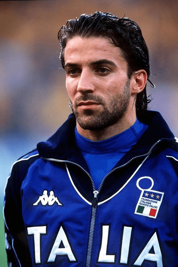 [中超]泰山赢海港 冠军归属生悬念