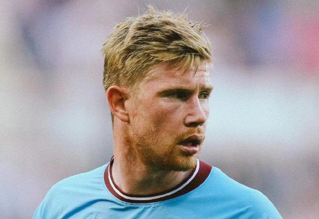 登山神器试过吗？智能汽车里玩《黑神话·悟空》？“人工智能+消费”爆款多！