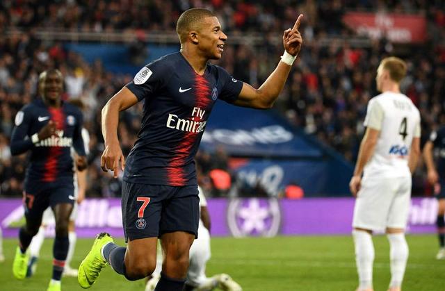 《和平精英》新春短片播放破亿，除夕超8000万日活背后的长青密码